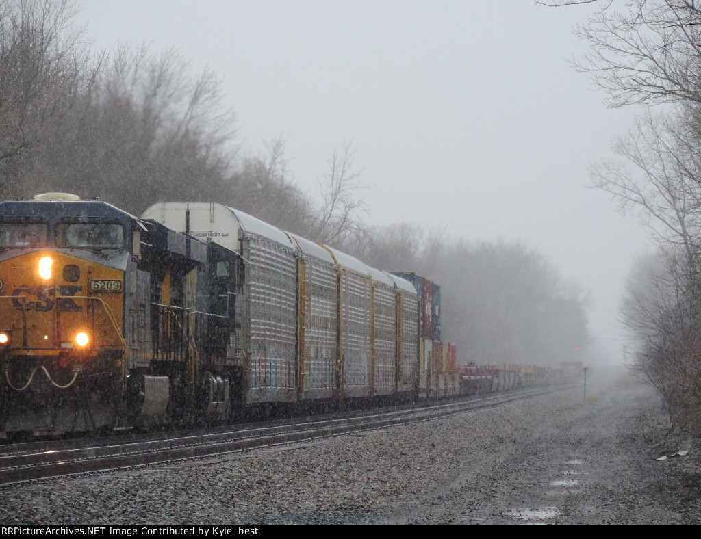 CSX 5209 on I168